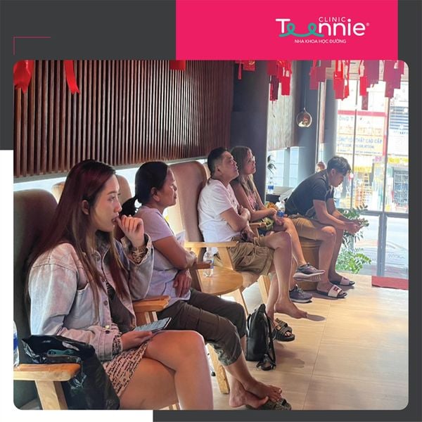 Ưu nhược điểm của niềng răng trong suốt