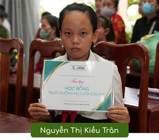 Bé được Teennie Clinic bảo trợ học tập và chăm sóc răng miệng - dự án Nuôi dưỡng nụ cười của em (5)