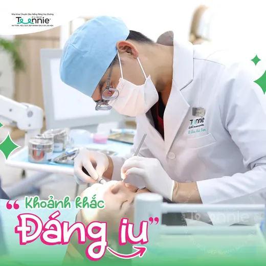 Rộn ràng đồng niềng tại Teennie Clinic - khoảnh khắc khách hàng niềng răng 25